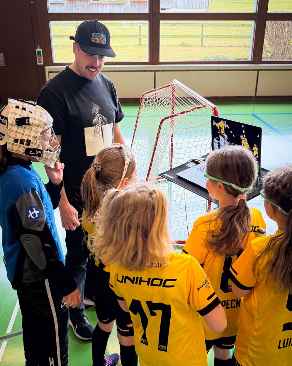 oks_bts_unihockey.jpg