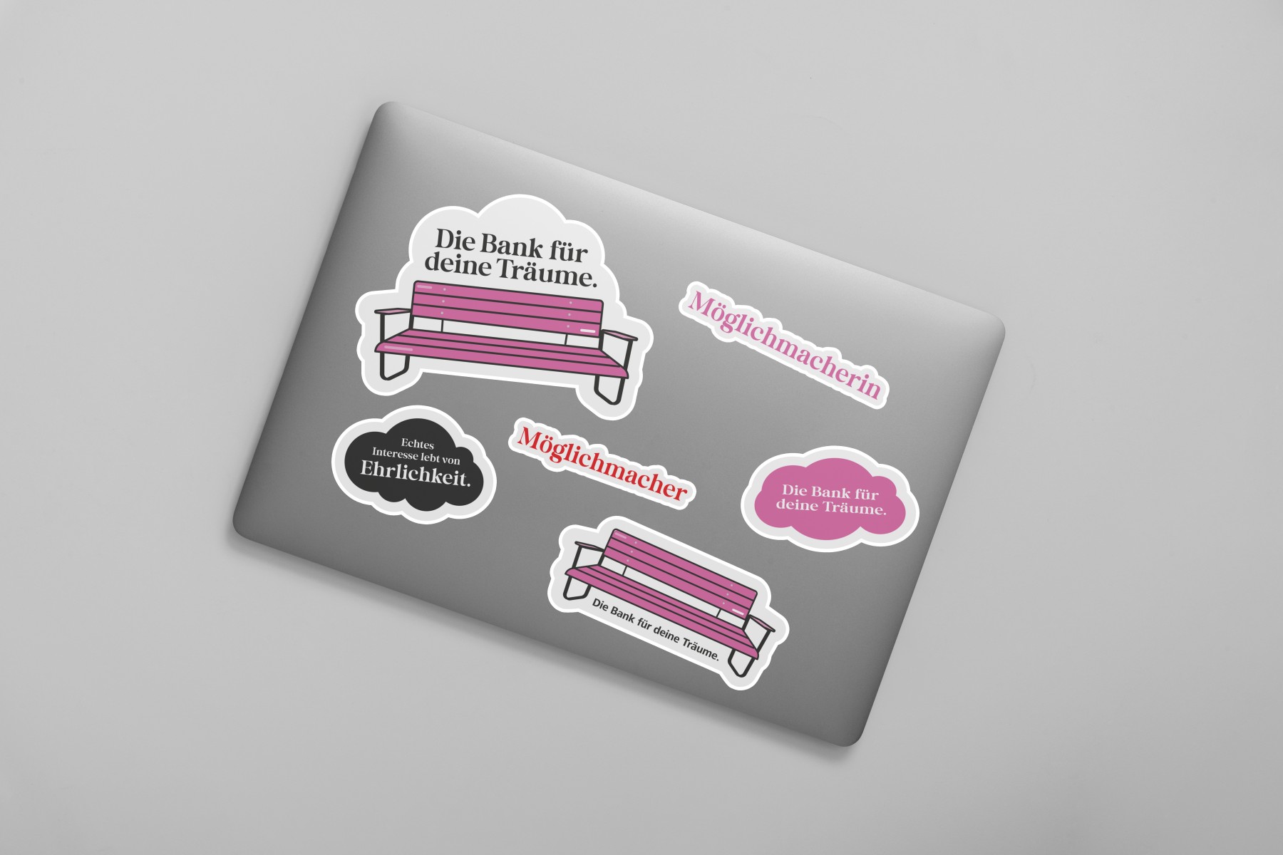 mockup_laptop_sticker.jpg